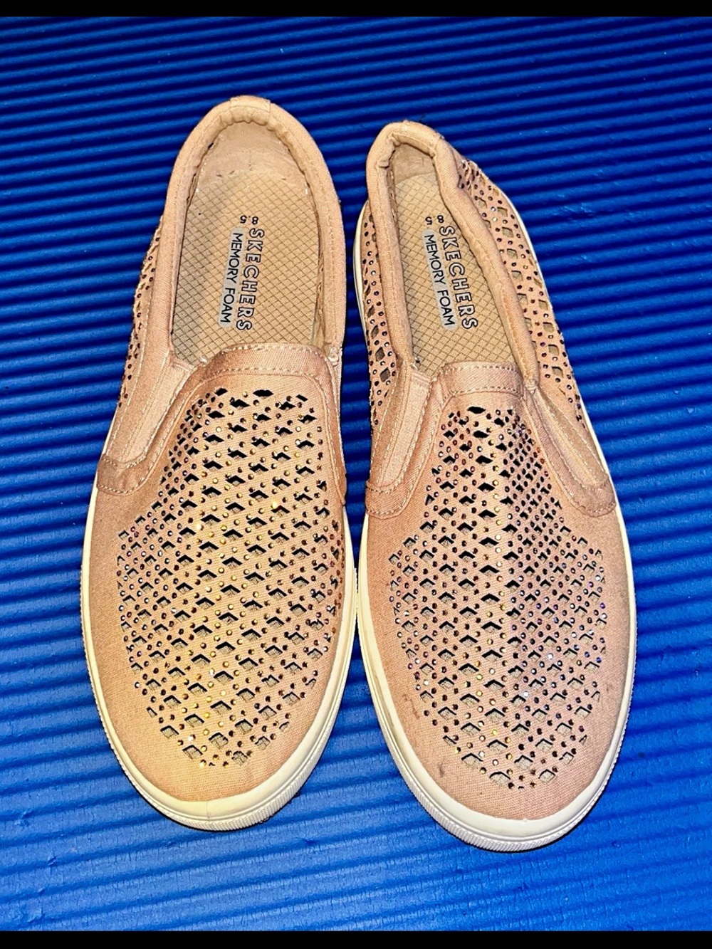 SKECHERS Memory Foam Rhinestone Slip-On Pink 8.5 M